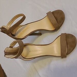 Womens size 7 tan suede heels with strap Wild Diva Lounge high heels